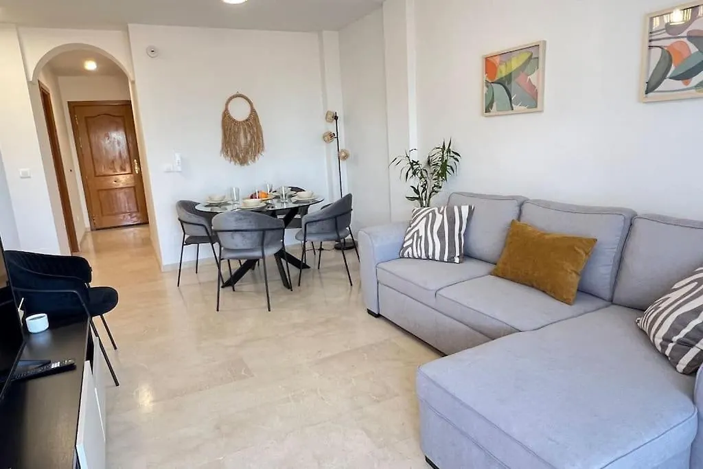 Apartment Hermoso Apartamento De 2 Dormitorios, Gran Terraza, Vistas Al Mar Y Cerca De La Playa 