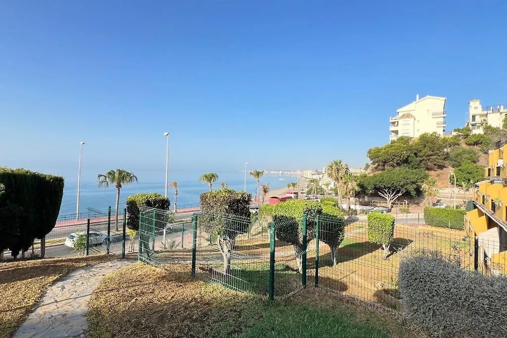 Hermoso Apartamento De 2 Dormitorios, Gran Terraza, Vistas Al Mar Y Cerca De La Playa 